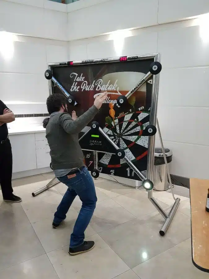 Simulators and Pub Games