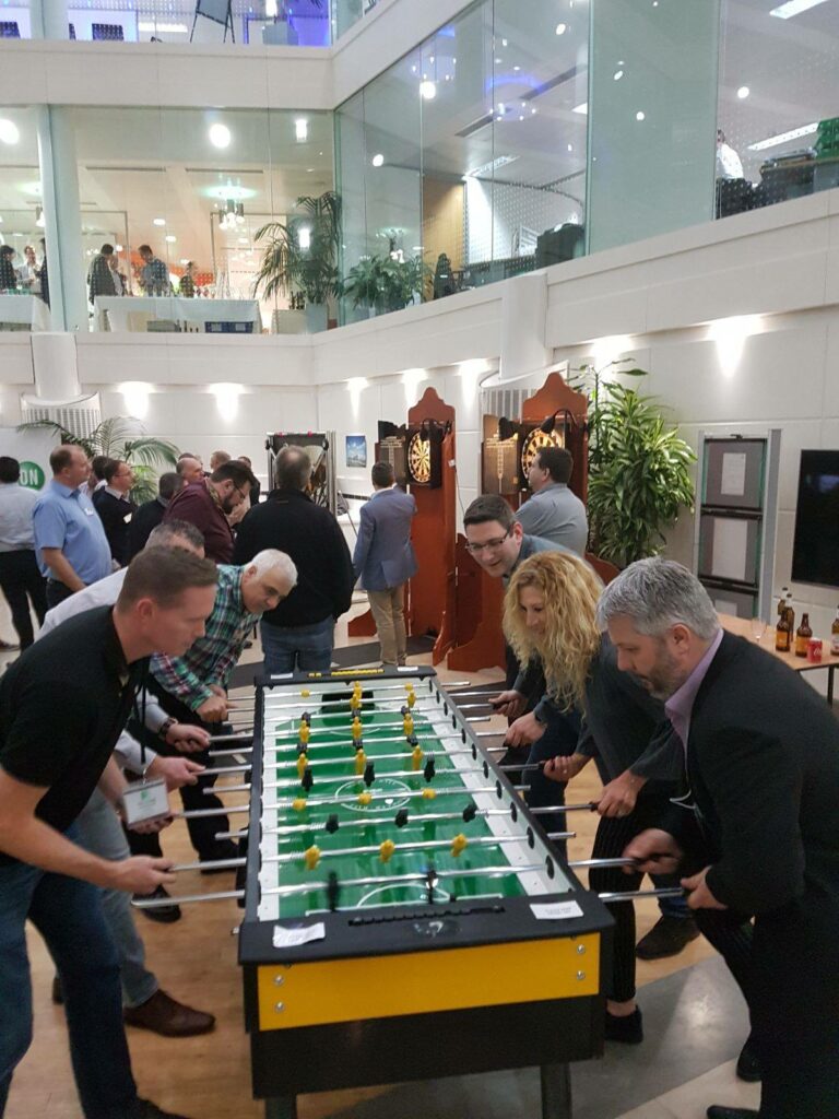 Simulators and Pub Games ()