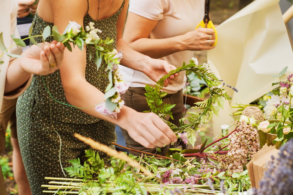 Girls,Make,Bouquets,And,Wreaths