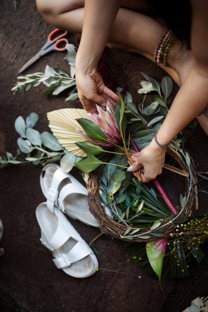 Wreath,Making,Workshop,And,Masterclass,Using,Festive,Decorations