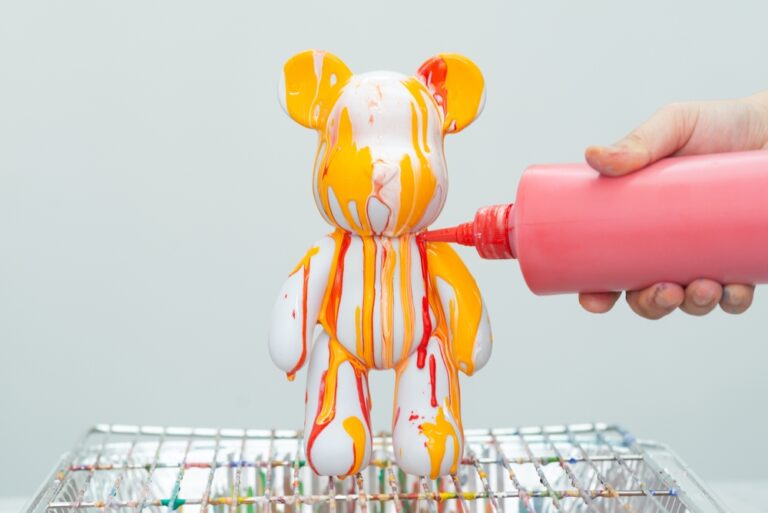 Making,Of,Fluid,Art,Bear