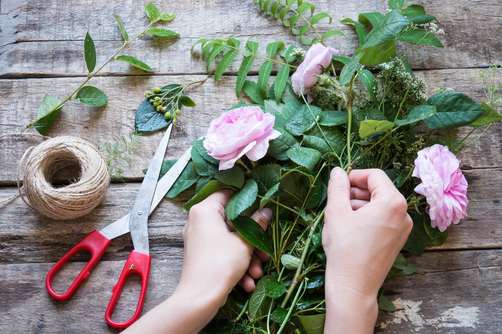 Florist,At,Work ,Woman,Making,Floral,Decorations